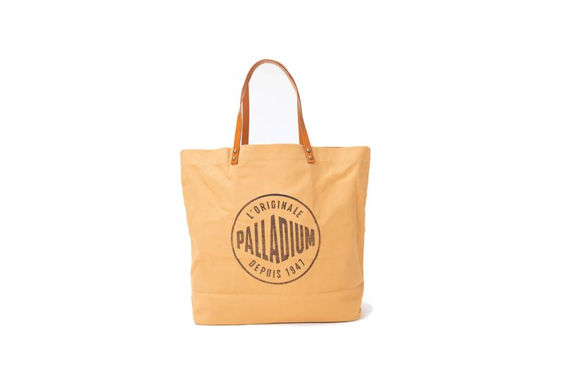 Brown Palladium Round Logo Tote Women's Bags | USA 9613025-FL